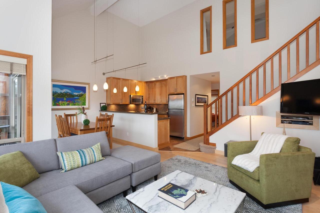 Painted Cliff 11 | Dog Friendly! Ski-In Ski-Out Benchlands Townhome W/ Hot Tub & Fireplace วิสต์เลอร์ ภายนอก รูปภาพ